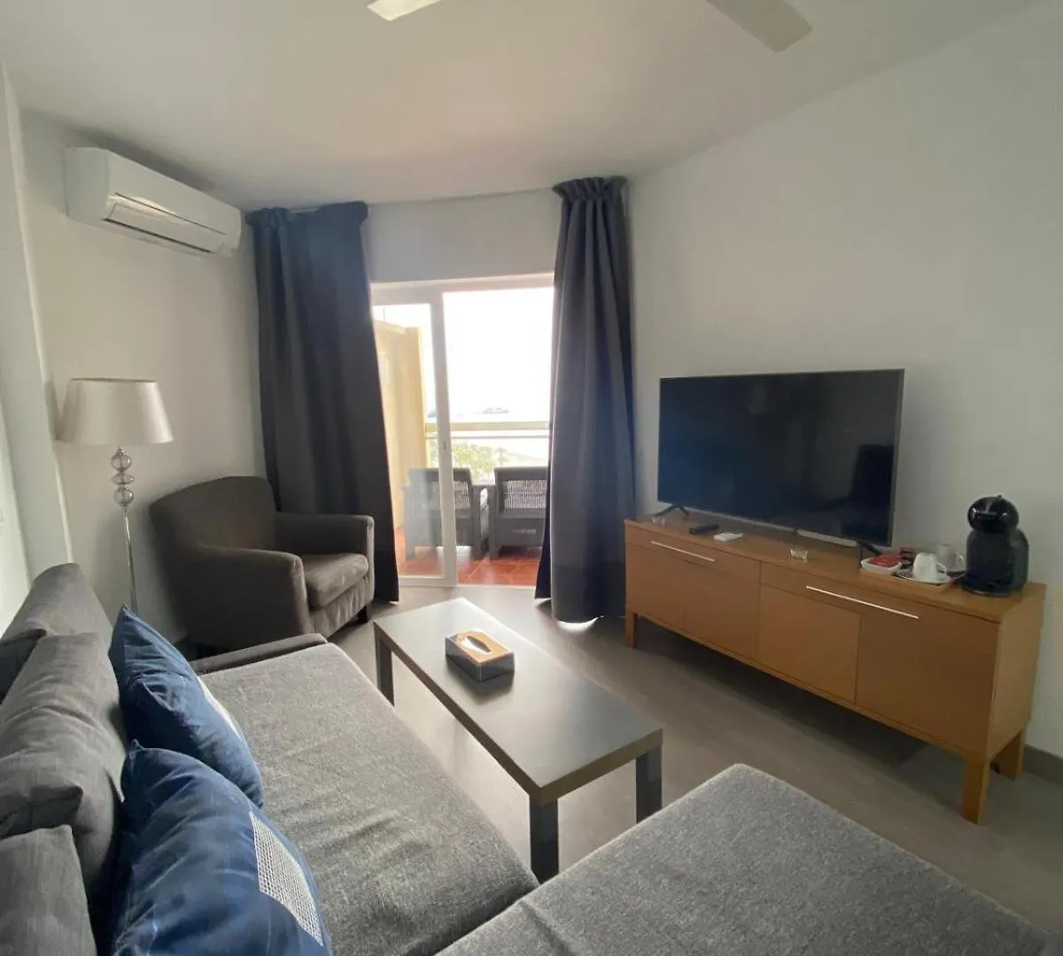 Apartamentos Chinasolymar Almuñécar